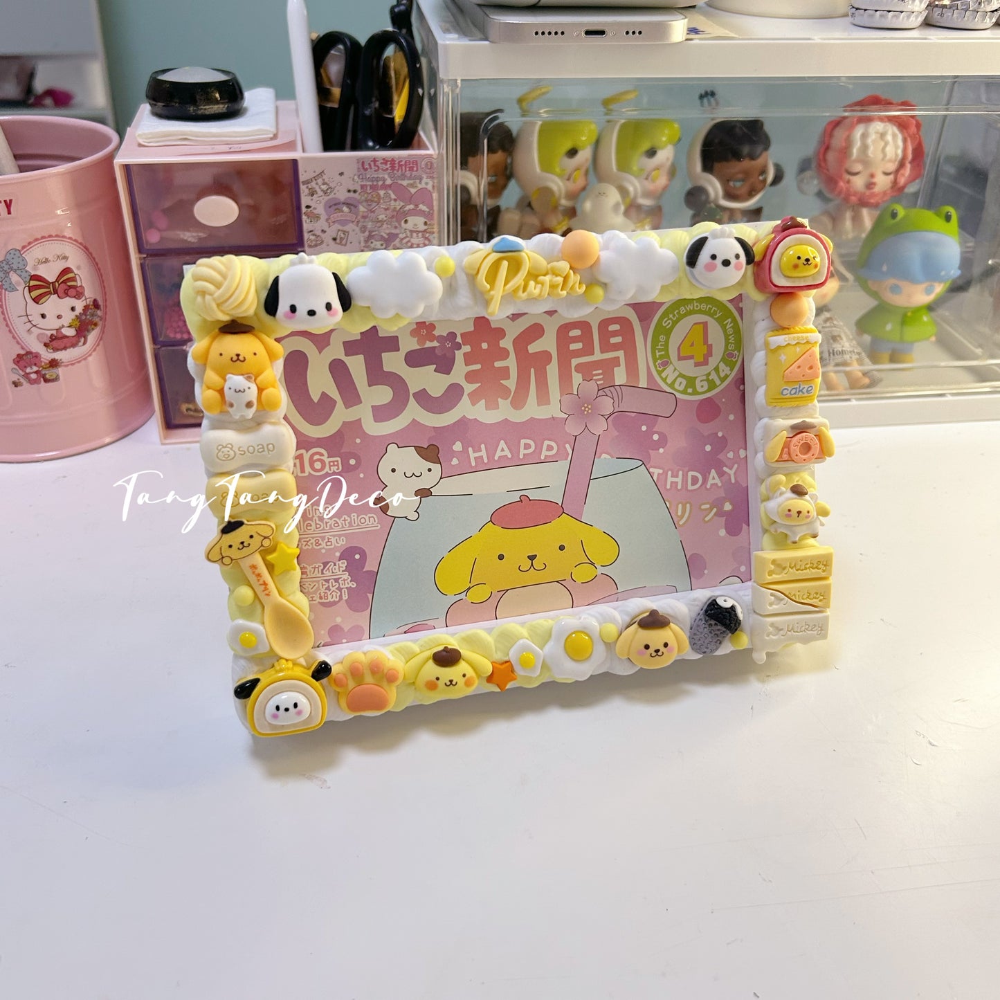 Pompom Purin and Pochacco picture frame