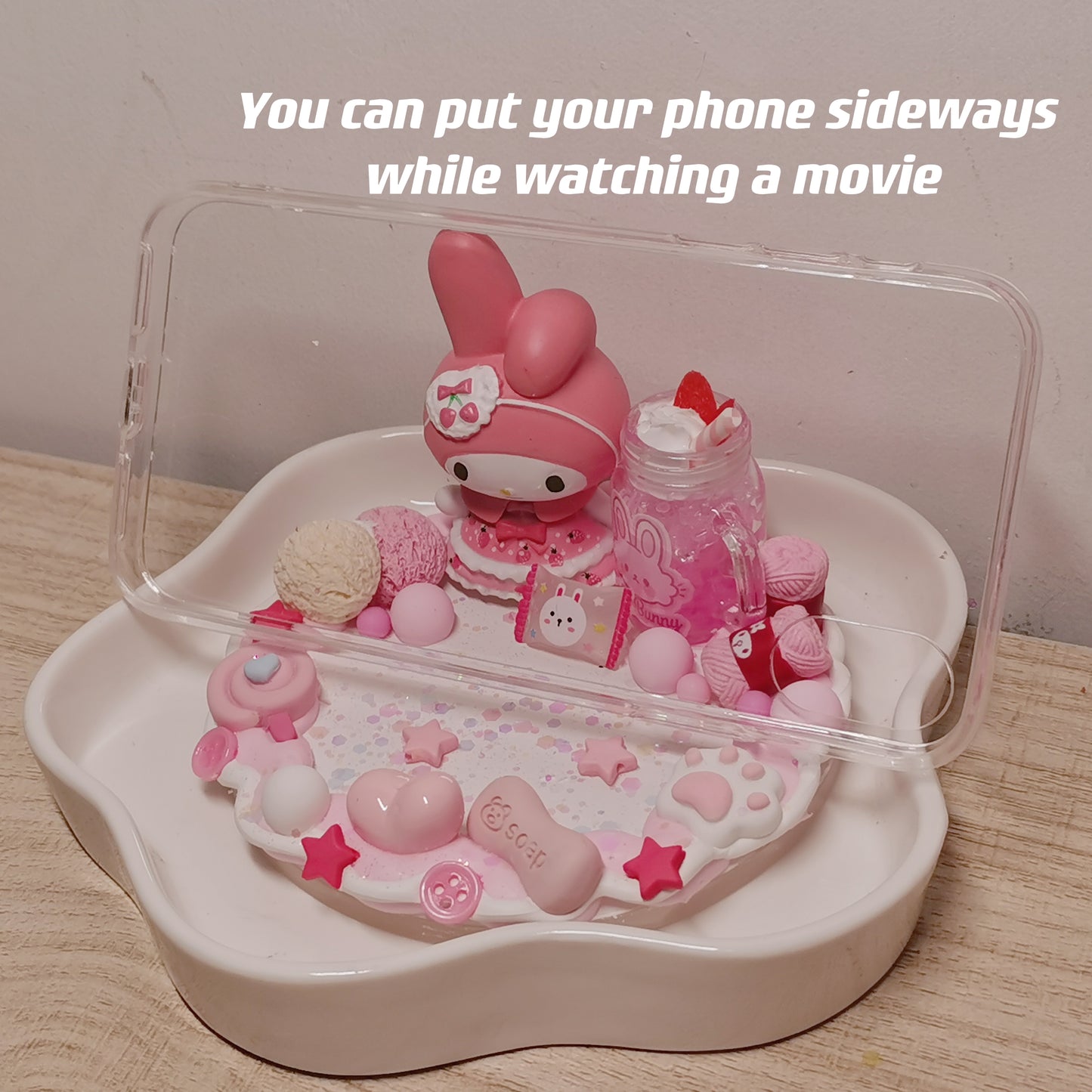 Melody phone stand
